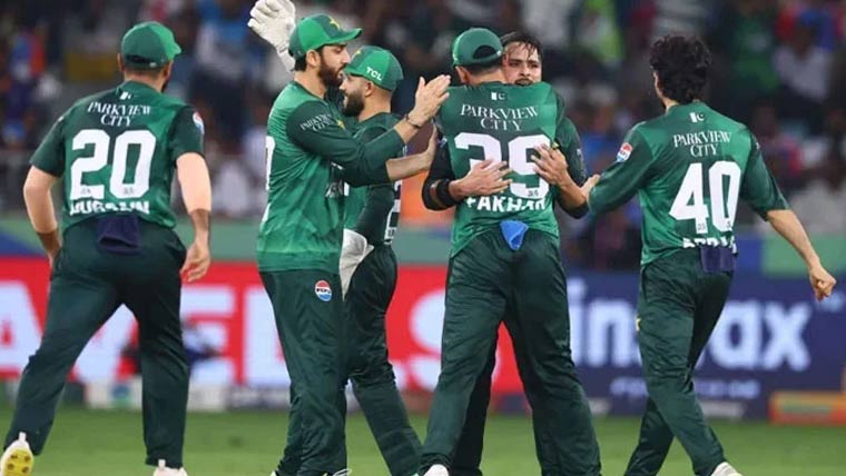 قومی کرکٹرز کے بیرونِ ملک لیگ کھیلنے کے امکانات کم 