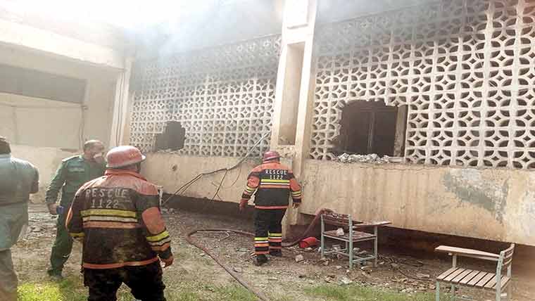 تعلیمی بورڈ کے دفتر میں شارٹ سرکٹ سے آگ بھڑک اٹھی