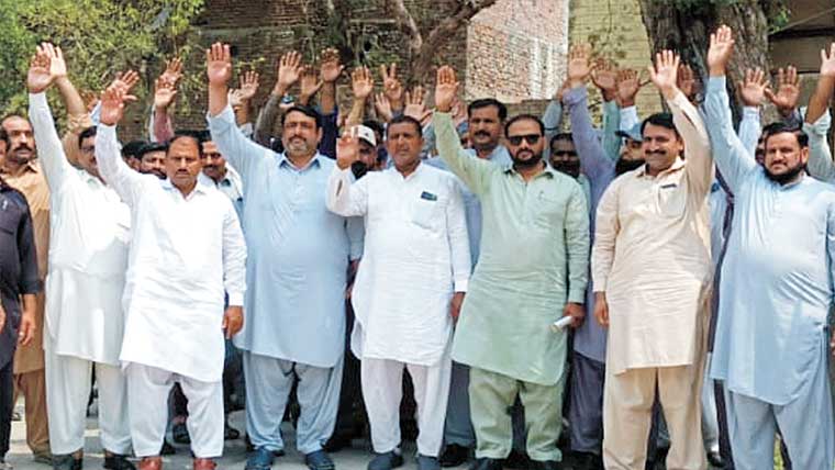گیپکو کی نجکاری کیخلاف ہڑتال‘دفاتر بند ‘ صارفین خوار 