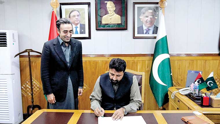 گلگت بلتستان کے نئے وزیراعلیٰ کا  پہلا بڑا فیصلہ، 89 ڈاکٹرز ریگولر 