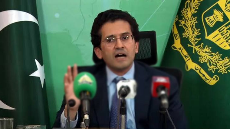 لیوی ختم کر دیں تو تیل قیمتیں نمایاں کم ہو جائیں گی، وزیر پٹرولیم