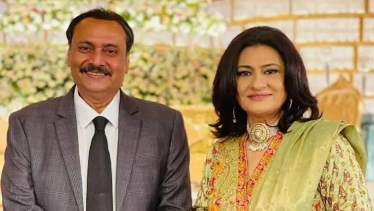 وسیم عباس اور صبا حمید کے راستے 29سال بعد جدا 