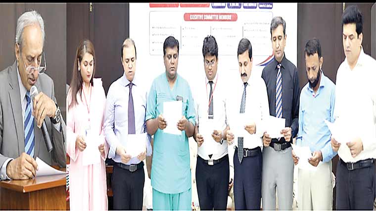 سوسائٹی آف سرجنز ملتان چیپٹر کی نئی کابینہ کی حلف برداری 
