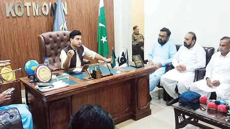 کوٹ مومن کے مسائل ترجیحی بنیادوں  پر حل کئے جائیں گے ، اے سی 