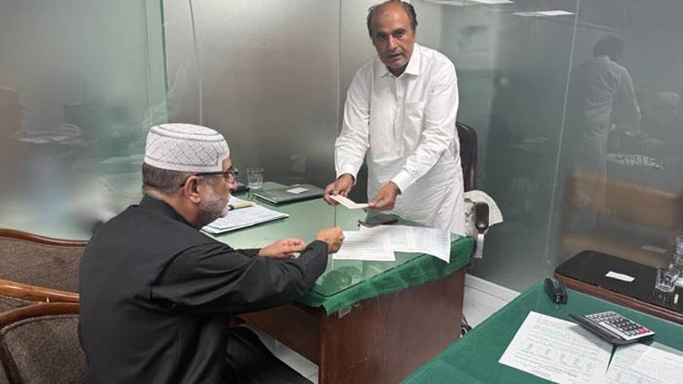  اختر مینگل نے بطور ایم این اے ملنے  والی تنخواہیں و مراعات واپس کر دیں