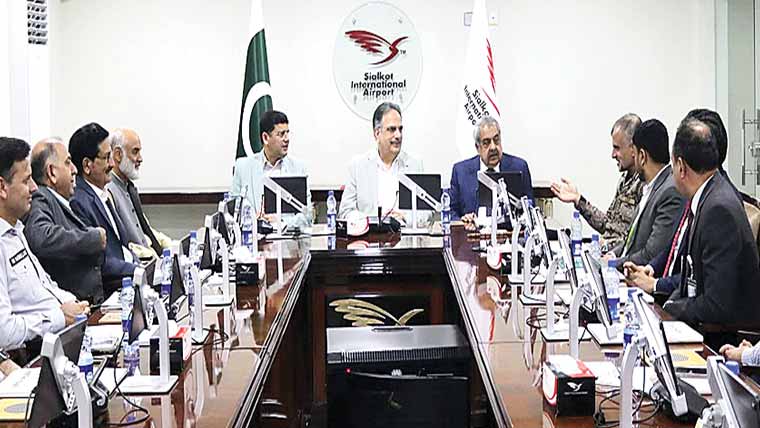  سیالکوٹ انٹرنیشنل ایئرپورٹ کے سٹیشن  منیجرز اور سرکاری نمائندوں کی میٹنگ 