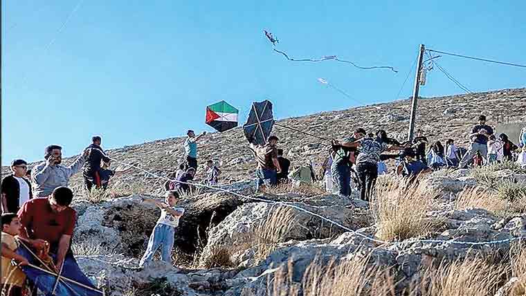  مقبوضہ مغربی کنارے کے گا ؤں میں فلسطینیوں کا پتنگ میلہ 