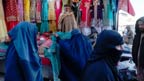 افغانستان :خواتین پر پابندیاں  بازار ویران، کاروبار متاثر
