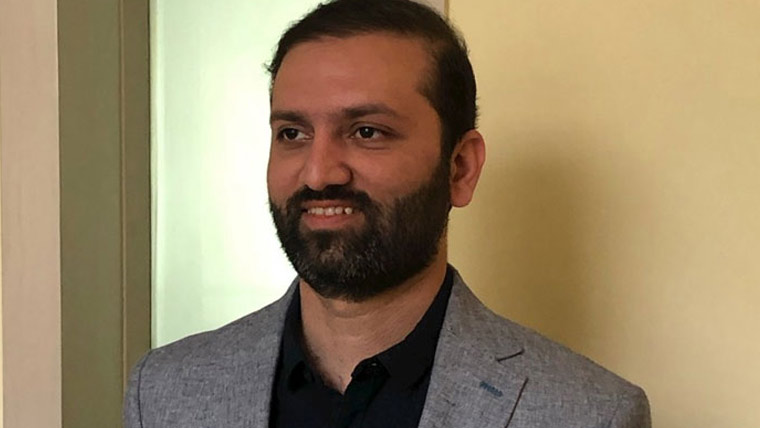 پی ٹی آئی کی حکومت اوراپوزیشن بھی نکمی تھی:افنان اللہ