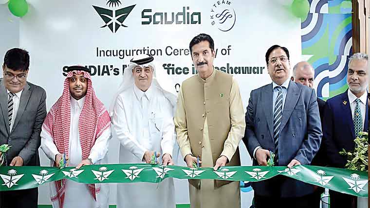 گورنر پختونخوا سے سعودی سفیر کی ملاقات ، دوطرفہ تعلقات پر گفتگو