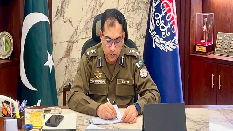 ڈی پی او سیالکوٹ کی کھلی کچہری   شکایات کے ازالے کے احکامات 