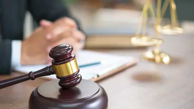  سنگاپور :ہتک عزت مقدمہ  بلومبرگ کو دو سینئر وزرا کو 4 لاکھ  60 ہزار ڈالر ہرجانہ ادا کرنیکا حکم