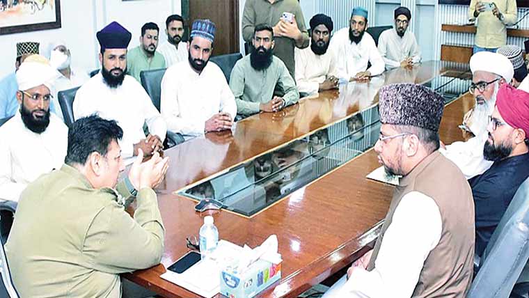 محرم میں مؤثر سکیورٹی ،سنی تحریک کا آر پی او کو خراج تحسین