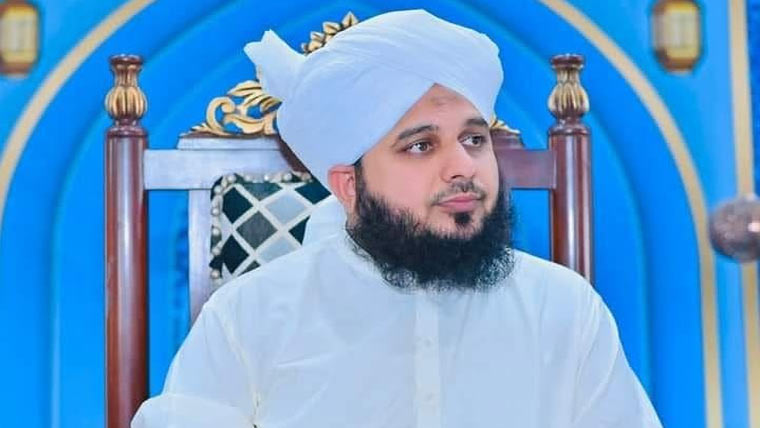 پیر اجمل رضا اورناصر چیمہ  نے پٹرول پمپ کا افتتاح کیا 