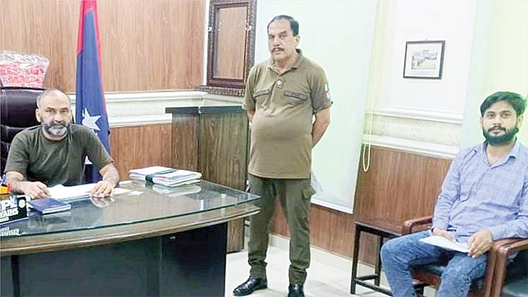 پانی چوری کے مقدمات میں  زیر التوا ایف آئی آرز جلد درج  ہونگی، ایس پی جڑانوالہ کی یقین دہانی