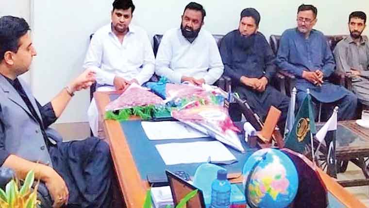 ملکی معیشت میں تاجر برادری  ریڑھ کی ہڈی کی حیثیت رکھتی  اسسٹنٹ کمشنر کوٹ مومن 
