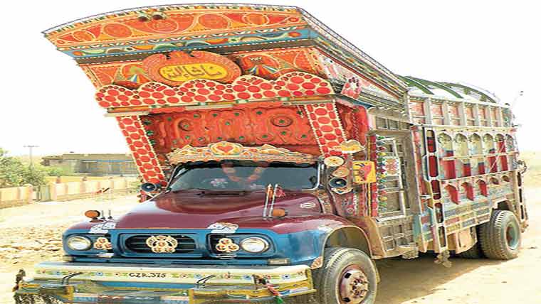 منافع کا لالچ دے کرٹرک ہتھیا لئے