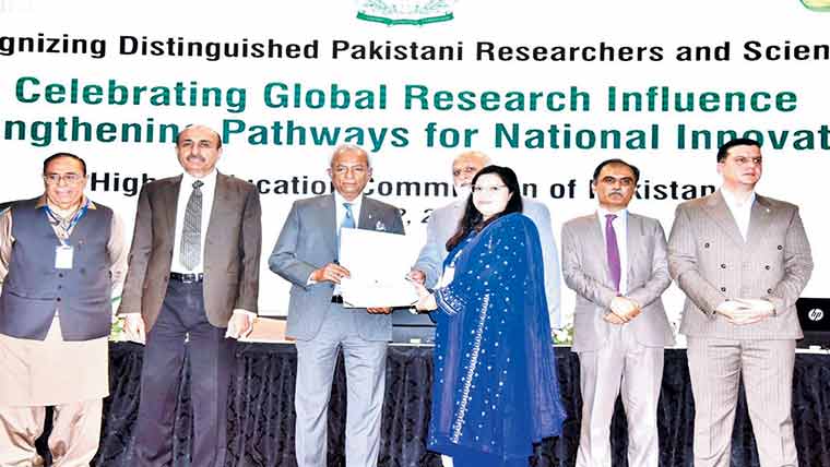 اپنے محققین کی وجہ سے معرکہ حق جیت لیا،گورنر سندھ