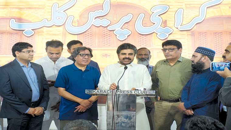 300 سے زائد سڑکوں کی تعمیر، بڑے ترقیاتی منصوبے کا اعلان 