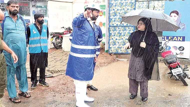 ٹو بہ :ڈپٹی کمشنر ماہم آصف نے نکاسی آب آپریشن کی نگرانی کی