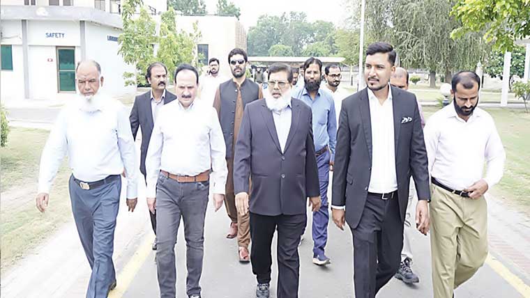 سیکرٹری WWFکا دورہFFCلرننگ سینٹر گوٹھ ماچھی 