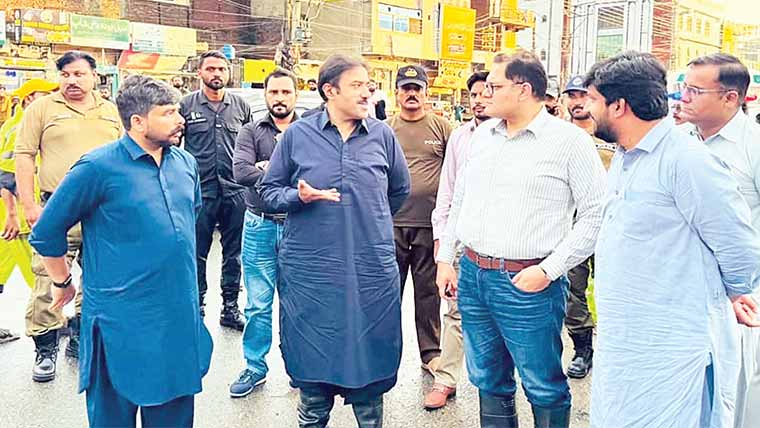  وزیر یلدیات کا دورہ سمبڑیال   نکاسی آب کے انتظامات کا جائزہ 