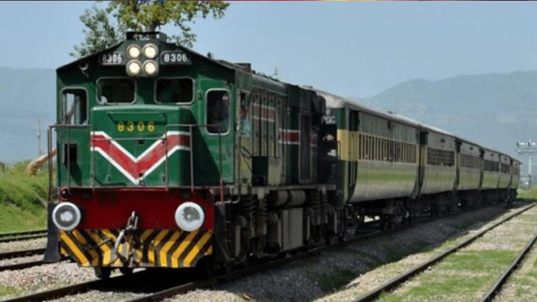  سکیورٹی وجوہات ،جعفر ایکسپریس کو جیکب آباد روک لیا گیا