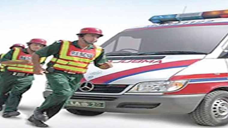 کنویں میں پھنسی بکری نکال لی 