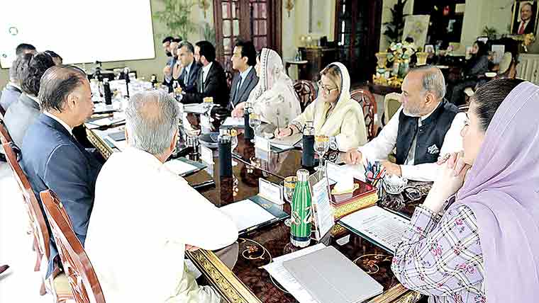 مریم نواز کا راشن کارڈ کے ذریعے رجسٹرڈ ورکرز کیلئے 4.32 ارب کا اعلان