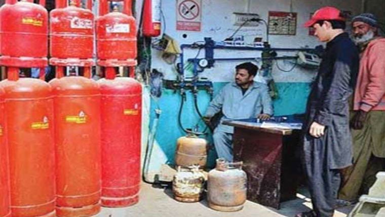 گیس کی غیر قانونی ریفلنگ، شہریوں کی جانیں خطرے میں