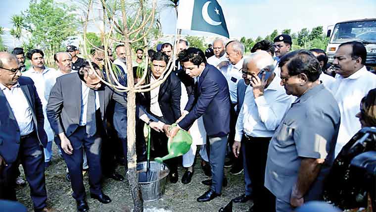  سی ڈی اے ،کلین اینڈ گرین اسلام آباد موومنٹ کی شجری کاری مہم