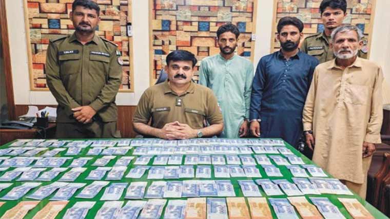 گگو منڈی میں بلالی ڈکیت  گینگ گرفتار مال برآمد ہوا