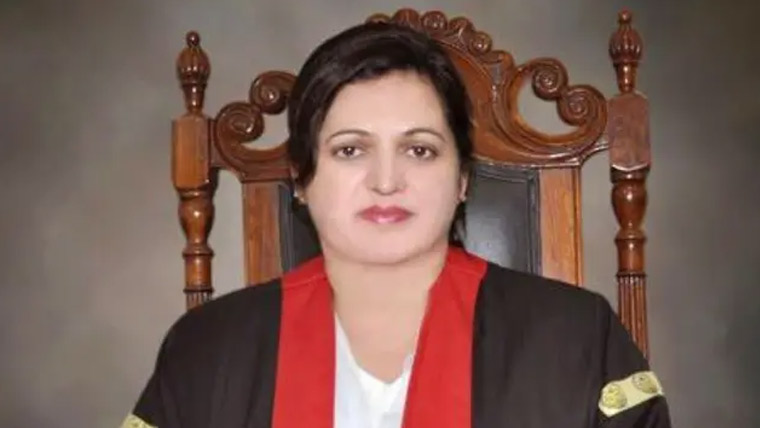  عدالتی حکم عدولی کاالزام ، ڈی سی حافظ آباد آج ہائیکورٹ طلب