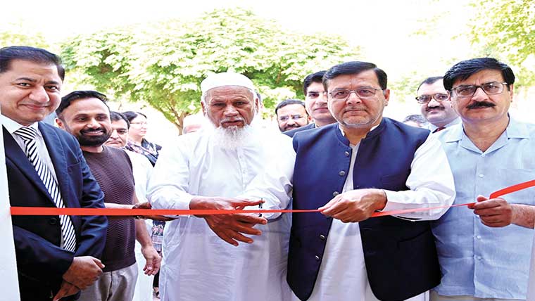  ایلومنائی ایسوسی ایشن کی جانب  سے عطیہ کیے گئے مکمل طور پر  فرنشڈ ایلومنائی آفس کا افتتاح 