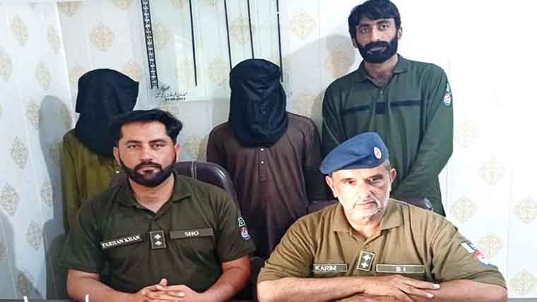 قتل کے مقدمہ میں گرفتار  2 ملزمان سے اسلحہ برآمد
