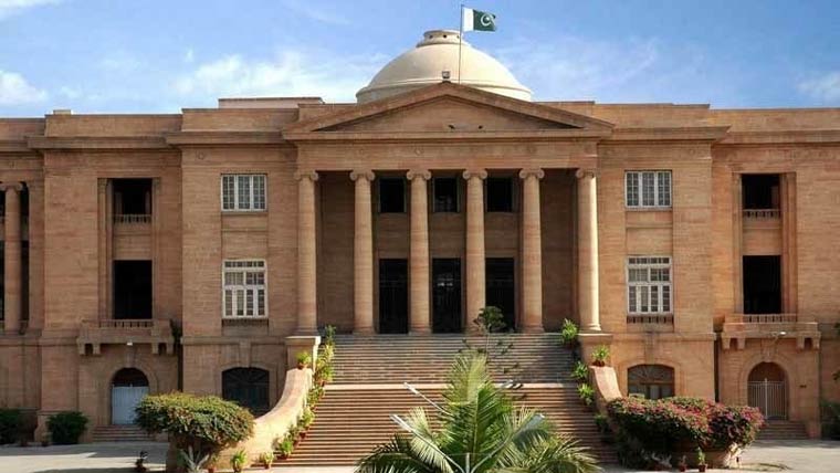 ڈاکٹر کو ملازمت میں توسیع نہ دینے کا فیصلہ کالعدم
