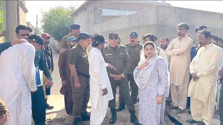 ڈپٹی کمشنر اور ڈی پی او چنیوٹ کا لالیاں کا  دورہ، محرم الحرام سکیورٹی انتظامات کا جائزہ
