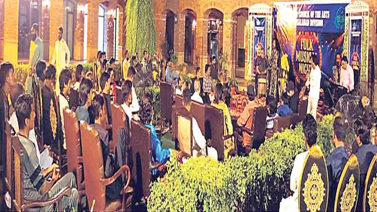 پنجاب کونسل آف آرٹس کے زیر اہتمام فوک میوزک نائٹ