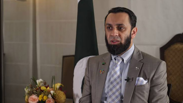  عطا تارڑ ، ازبک سفیر کاسوشل میڈیا ٹیمز میں روابط پراتفاق