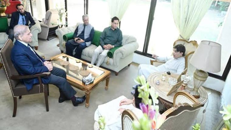 وزیر اعظم کی چودھری نثار  سے ملاقات،عیادت کی ،خوشدامن  کے انتقال پر اظہارتعزیت