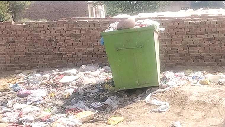 ماموں کانجن میں صفائی کا نظام درہم برہم، کوڑے کے ڈھیر