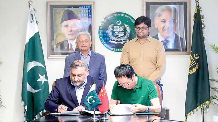 پاکستان چین کو لائیو سٹاک جینیاتی  مواد برآمدکریگا ، معاہدہ طے 