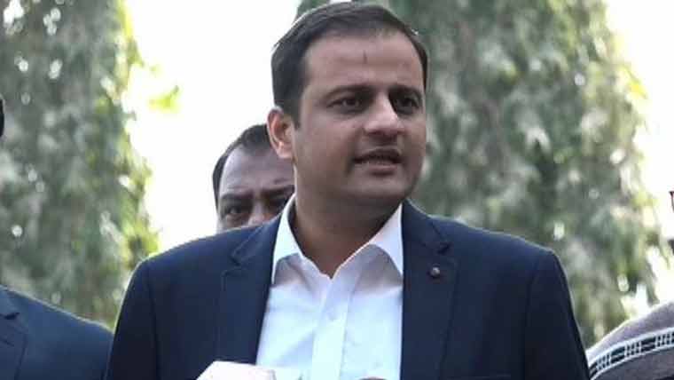  میئر کا اسپنسر آئی اسپتال کا دورہ، بغیر پروٹوکول چیک اپ 