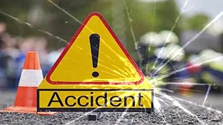 میرپور خاص:کوچ ٹرک تصادم، کرنٹ سے 2جاں بحق، 13زخمی