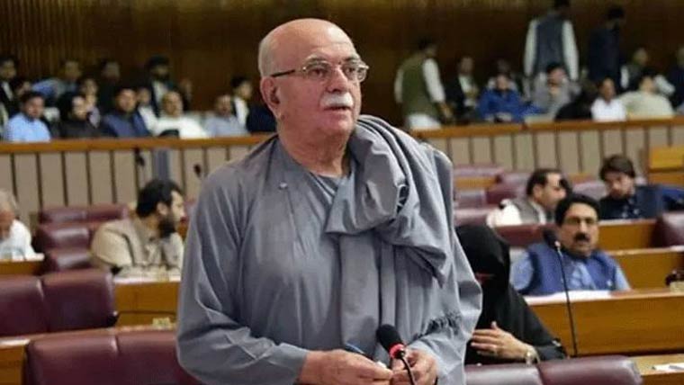 اچکزئی کا ولایتی لسی کا تذکرہ وزیراعظم کو بھائی کہہ کر پکارتے رہے 
