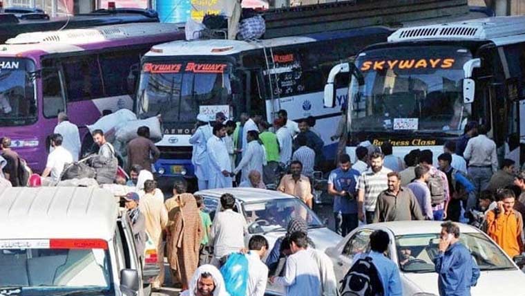 پٹرولیم قیمتیں کم ٹرانسپورٹ کرائے برقرار،عوام ثمرات سے محروم 