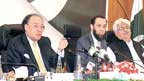 جنگ کے بادل ختم ہونے پر مہنگائی کم ہوجائیگی : وزیر خزانہ 