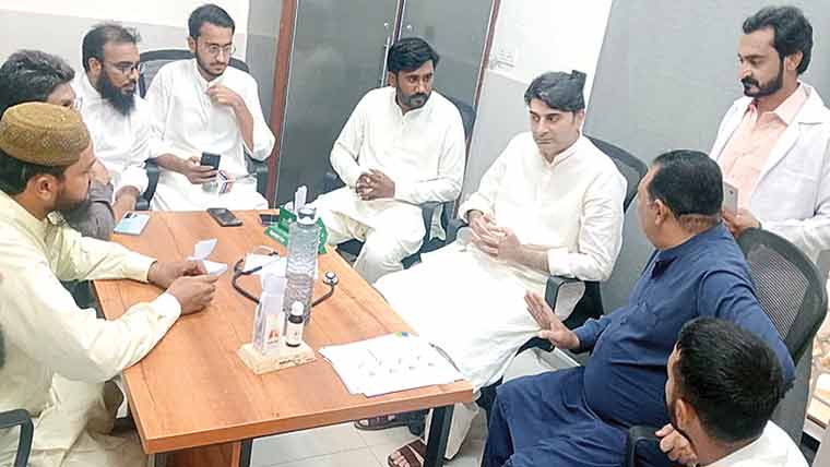 پھلروان کا حق بحال کروائینگے‘ وزیر مملکت مختار بھرتھ 