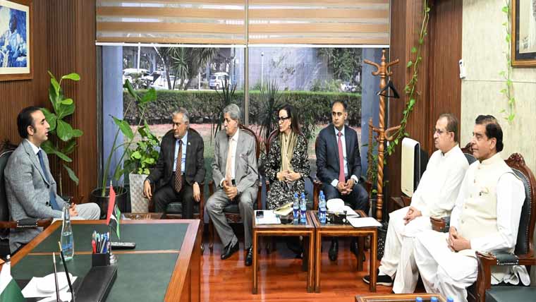  بجٹ پر تحفظات دورکرنیکا مشن،اسحاق ڈار،بلاول ملاقات