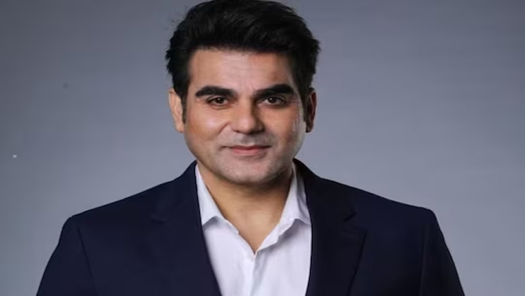 نامعلوم شخص زبردستی ارباز خان کی گاڑی میں گھس گیا